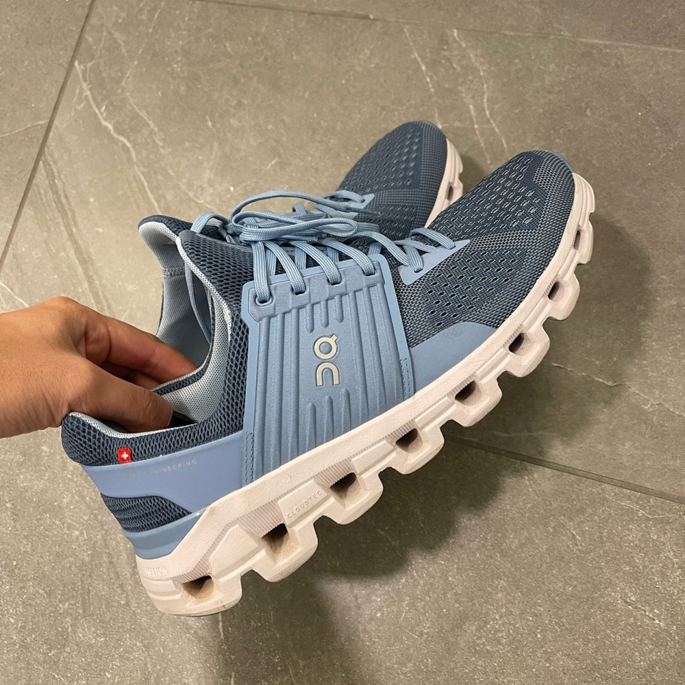 ON Cloudswift Sneakers